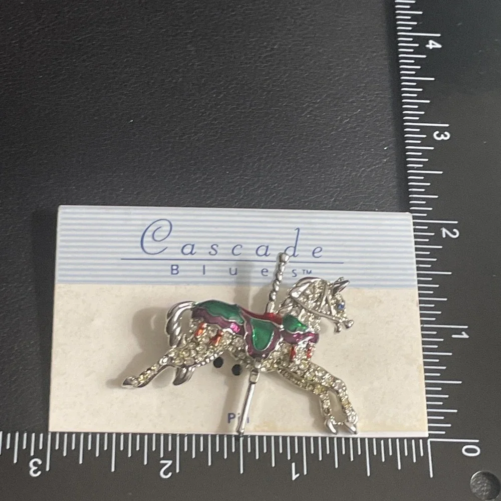 Vintage Carousel‎ Horse Brooch Rhinestone Carnival Festival Enamel Silver Tone